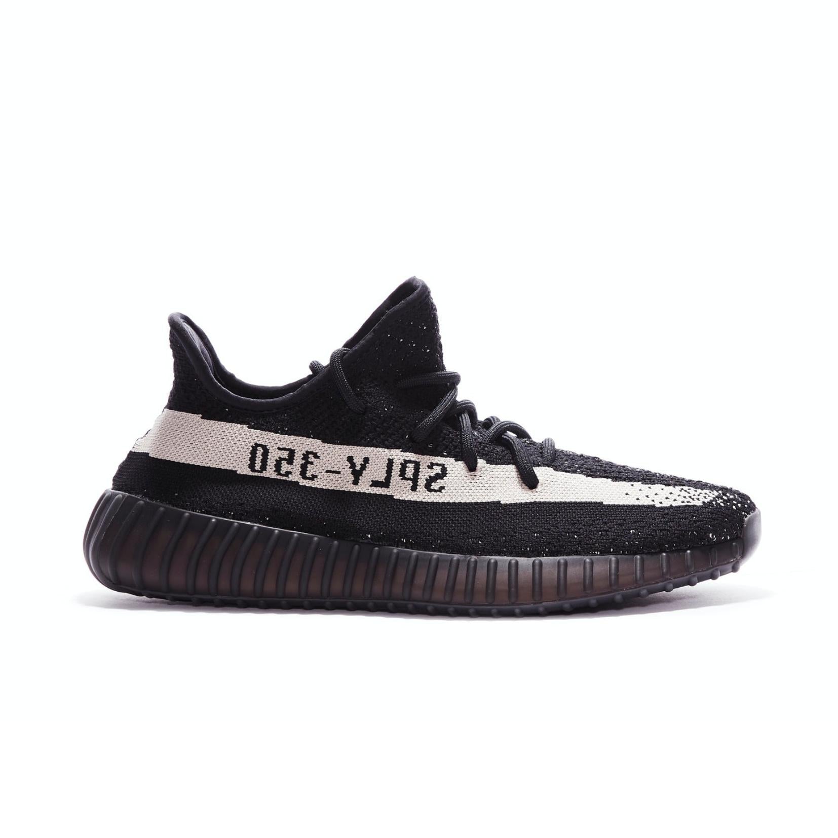 Yeezy 350 Oreo Unisex Sneakers â HYPEZEUS